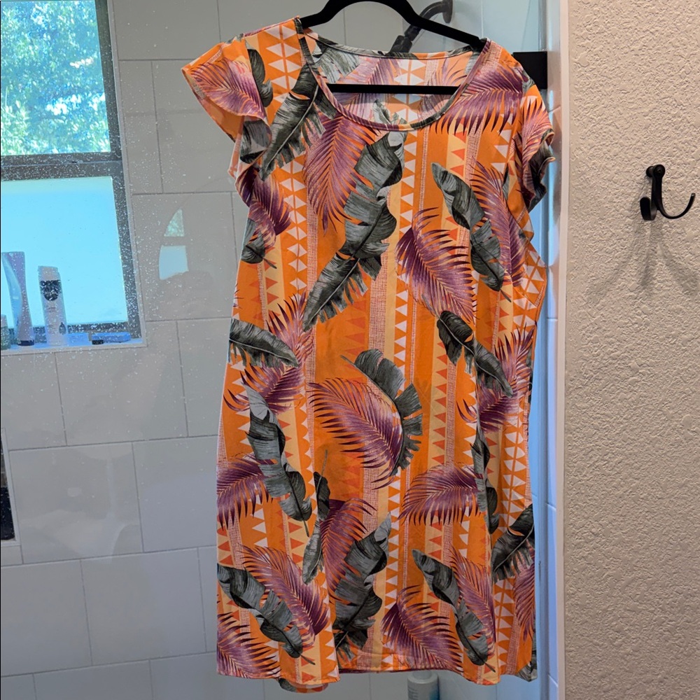 Vibrant Leaf Print Midi Dress